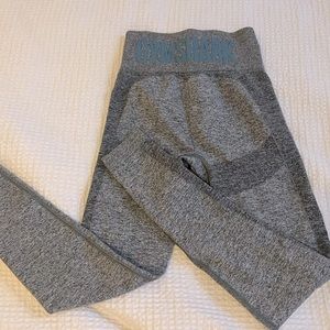 Gymshark seamless leggings - gray, XS - barely worn, like new!